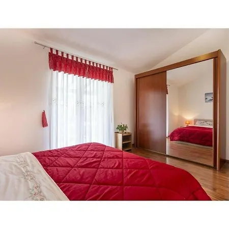 Villa Steen Mirela