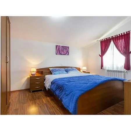 Steen Mirela Villa Barban