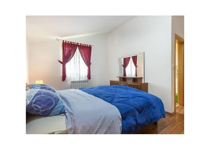 Steen Mirela Villa Barban