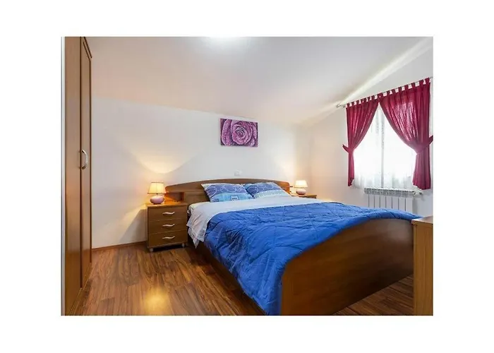 Steen Mirela Villa Barban